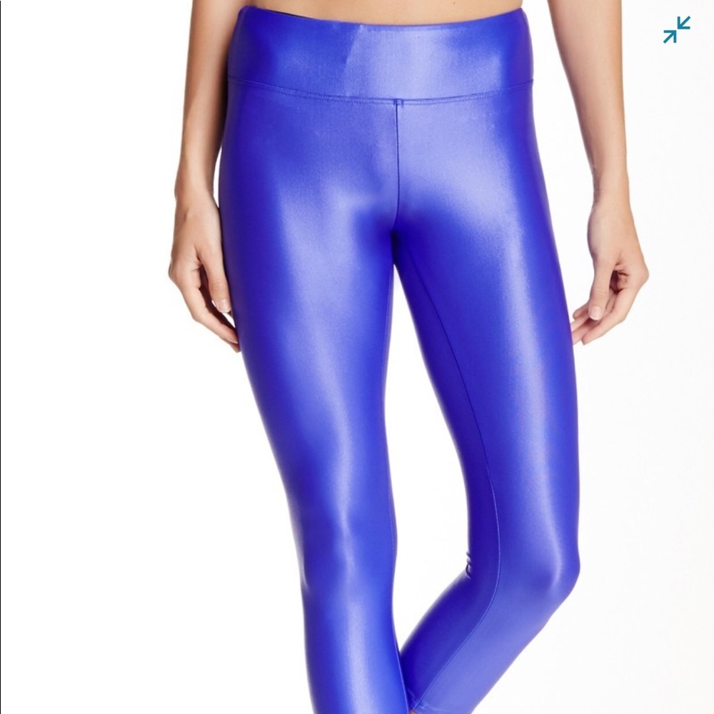 Koral Lustrous Capri Leggings NWT Size XS, M and L